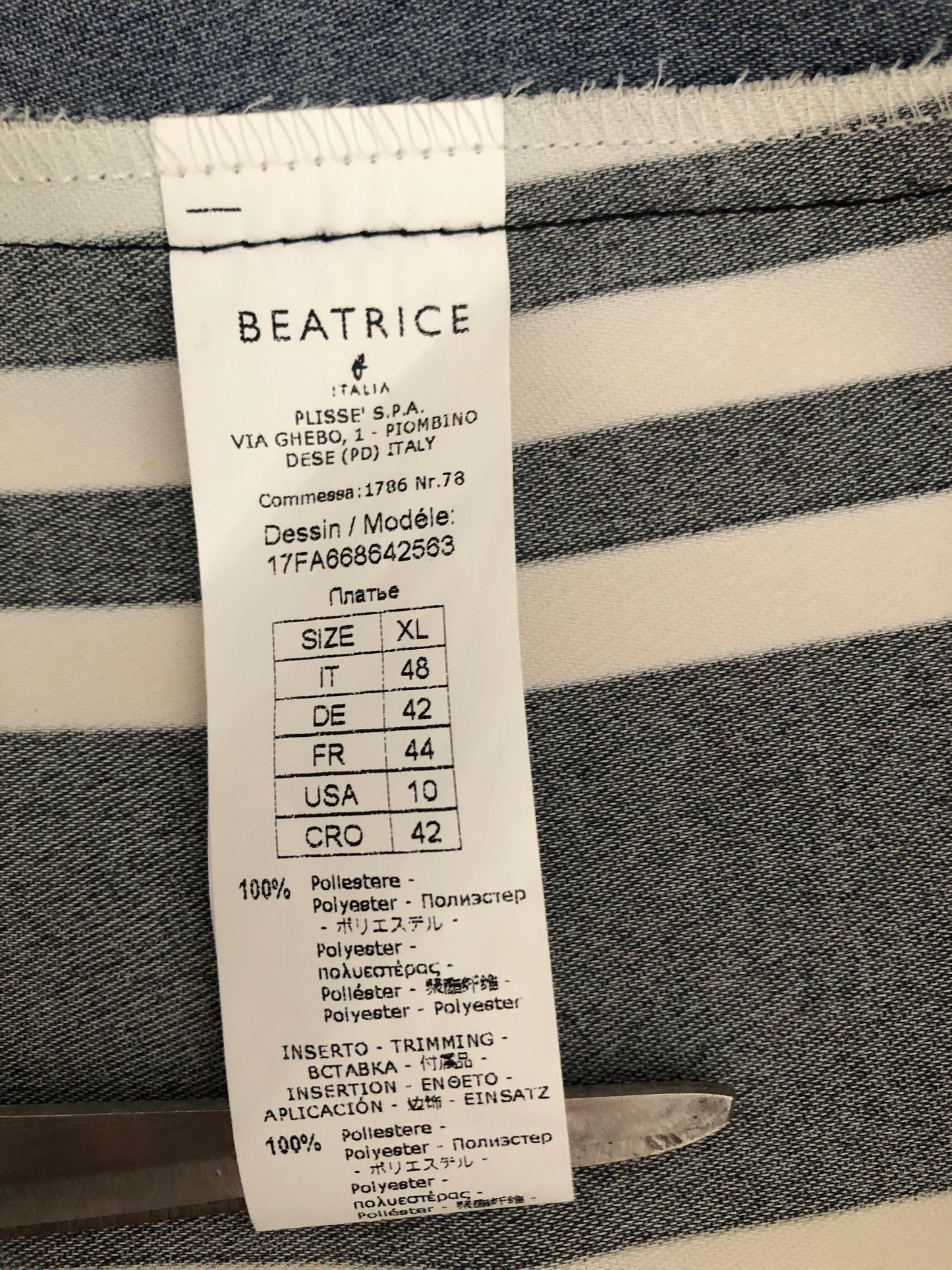 BEATRICE B. Abito Oversize