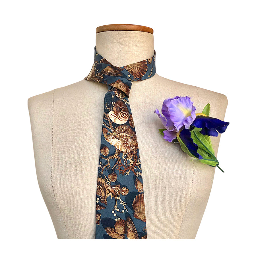 VINTAGE UNSIGNED Cravatta in Seta Pura