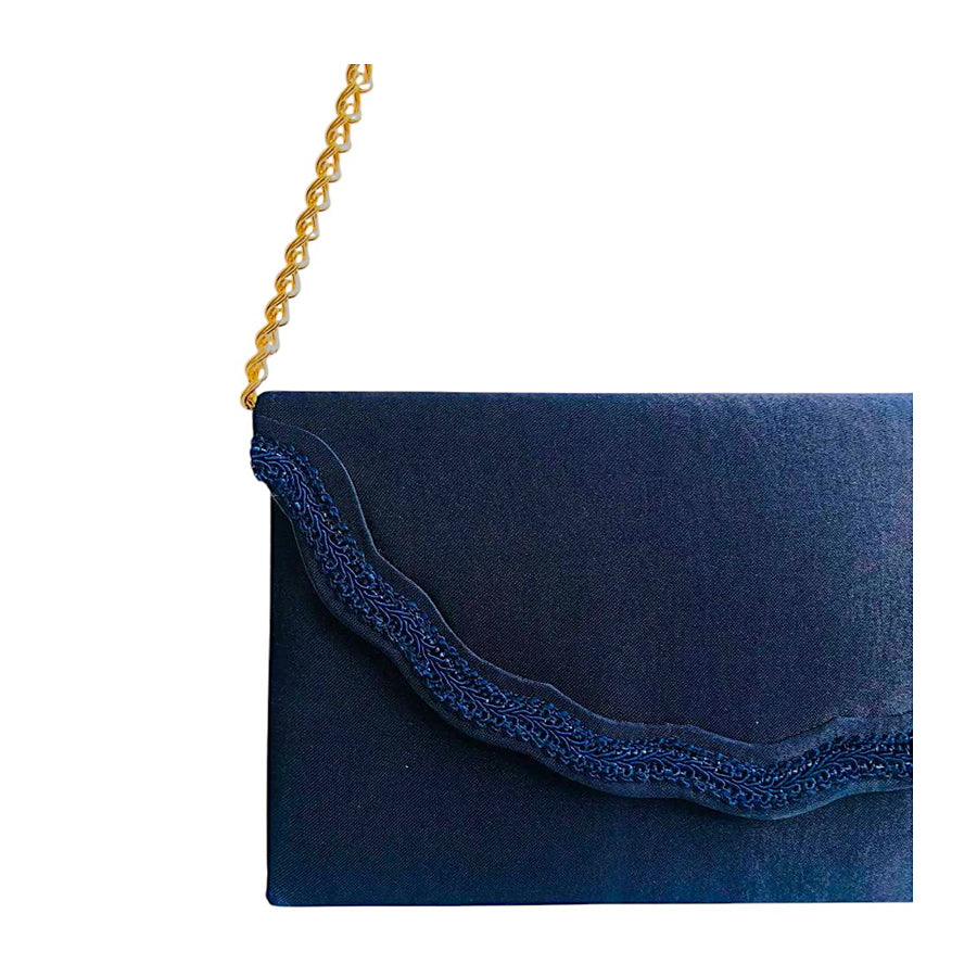 VINTAGE UNSIGNED Pochette con Catena