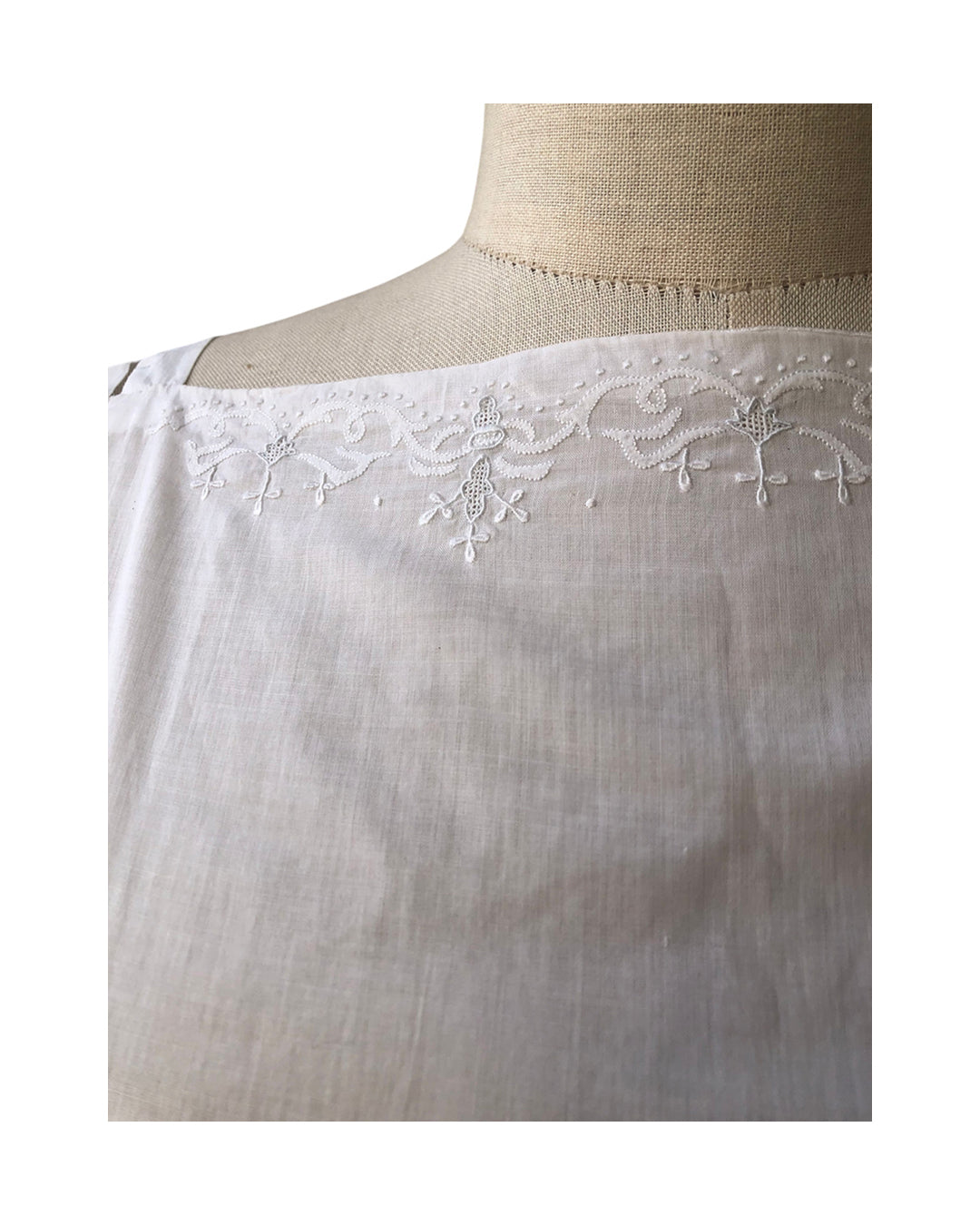 VINTAGE UNSIGNED Top