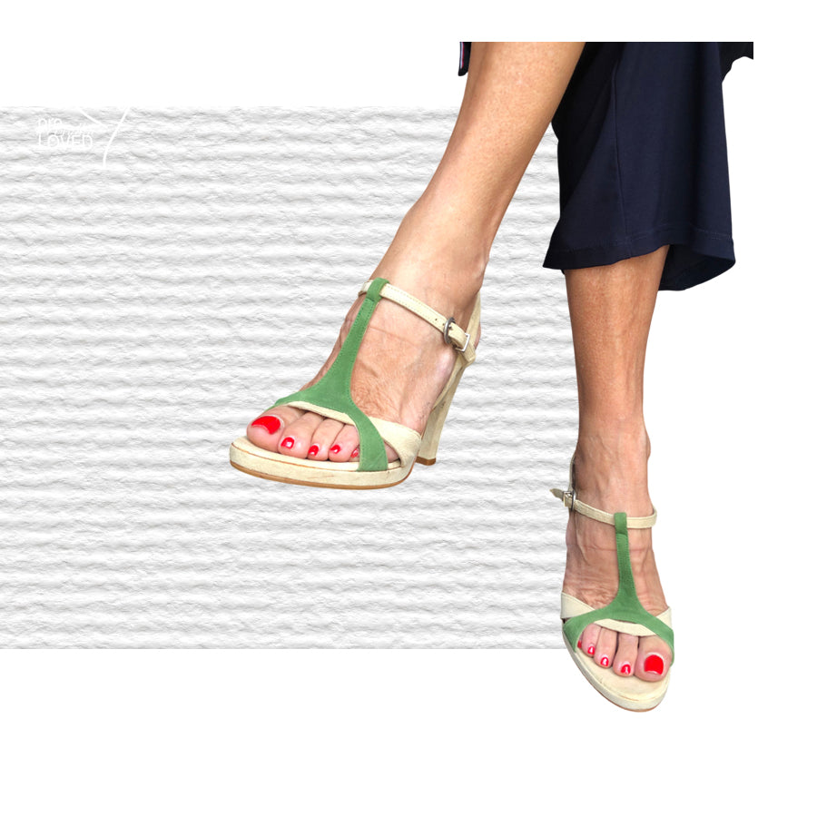 VINTAGE UNSIGNED T-strap Sandal