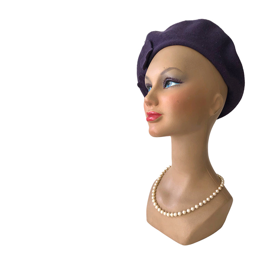 VINTAGE UNSIGNED Basco in Panno