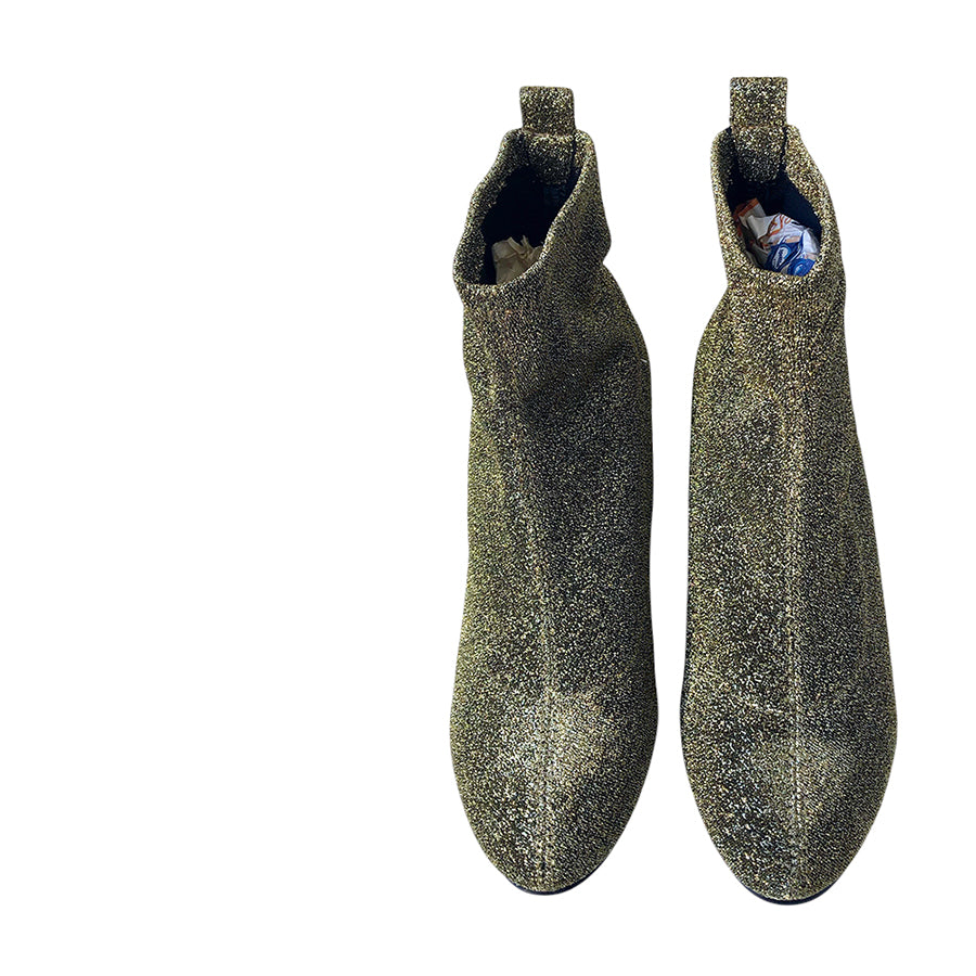 VINTAGE UNSIGNED Ankle Boots