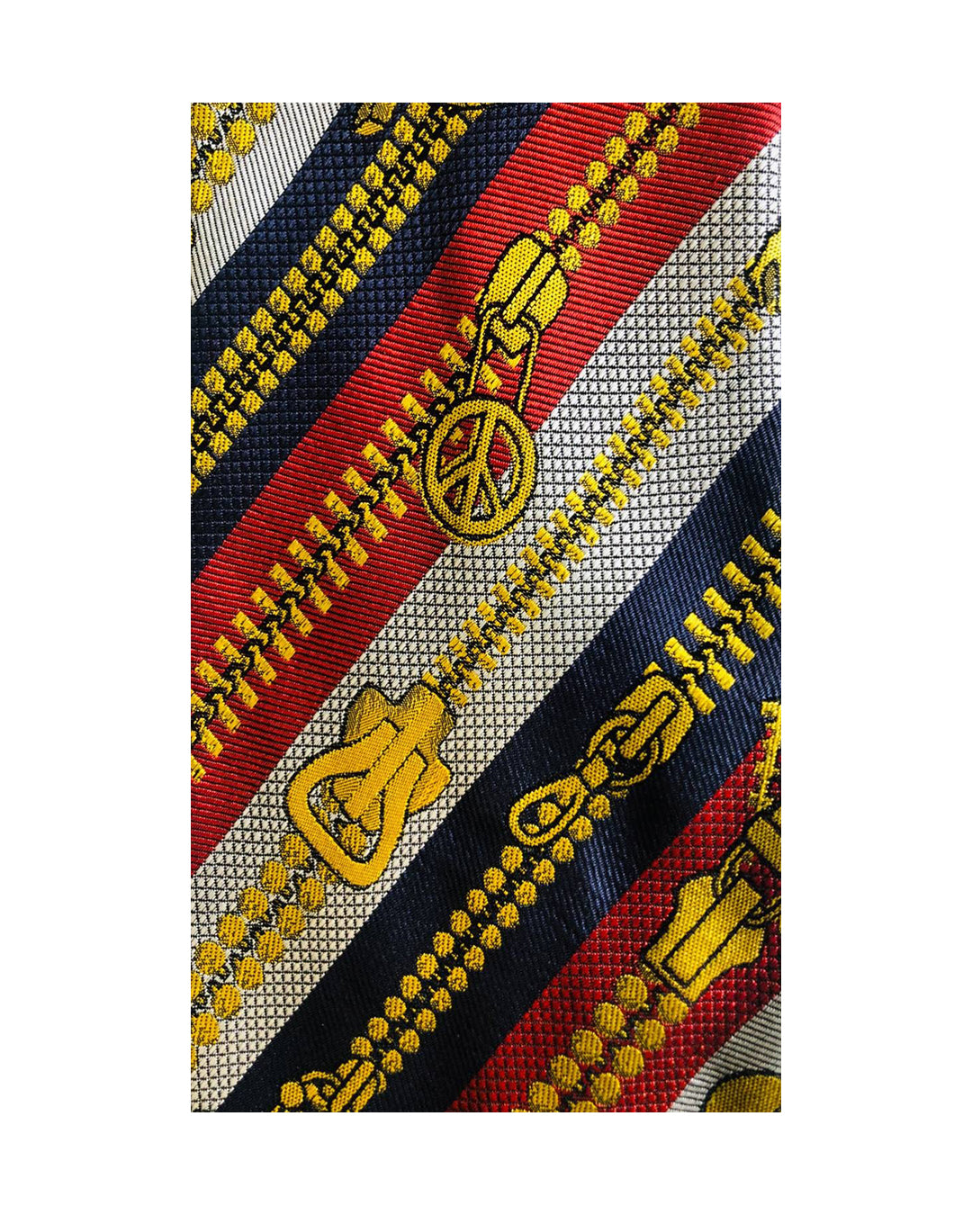 MOSCHINO Cravatta in Seta Pura