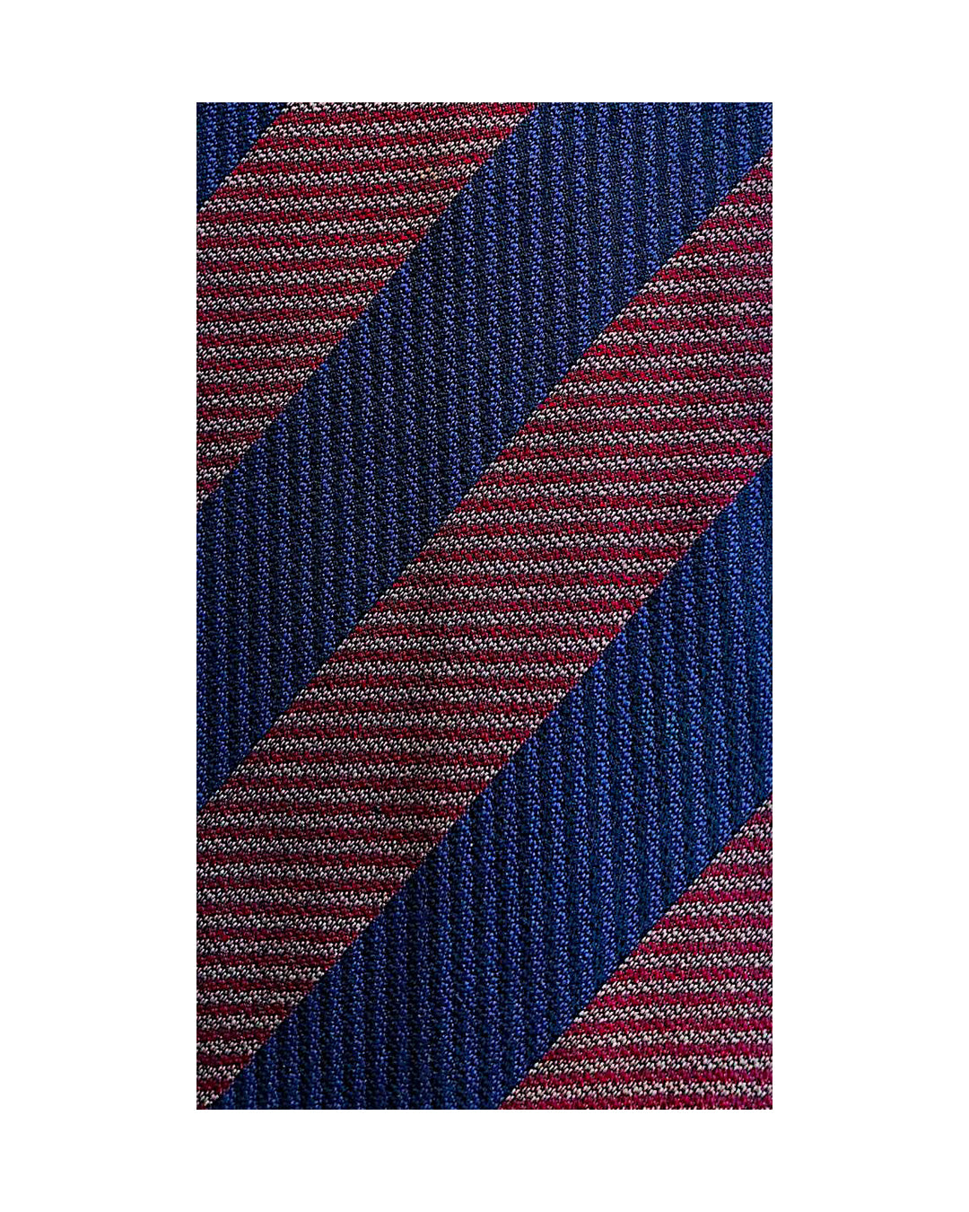 GIORGIO ARMANI Cravatta in Seta Pura