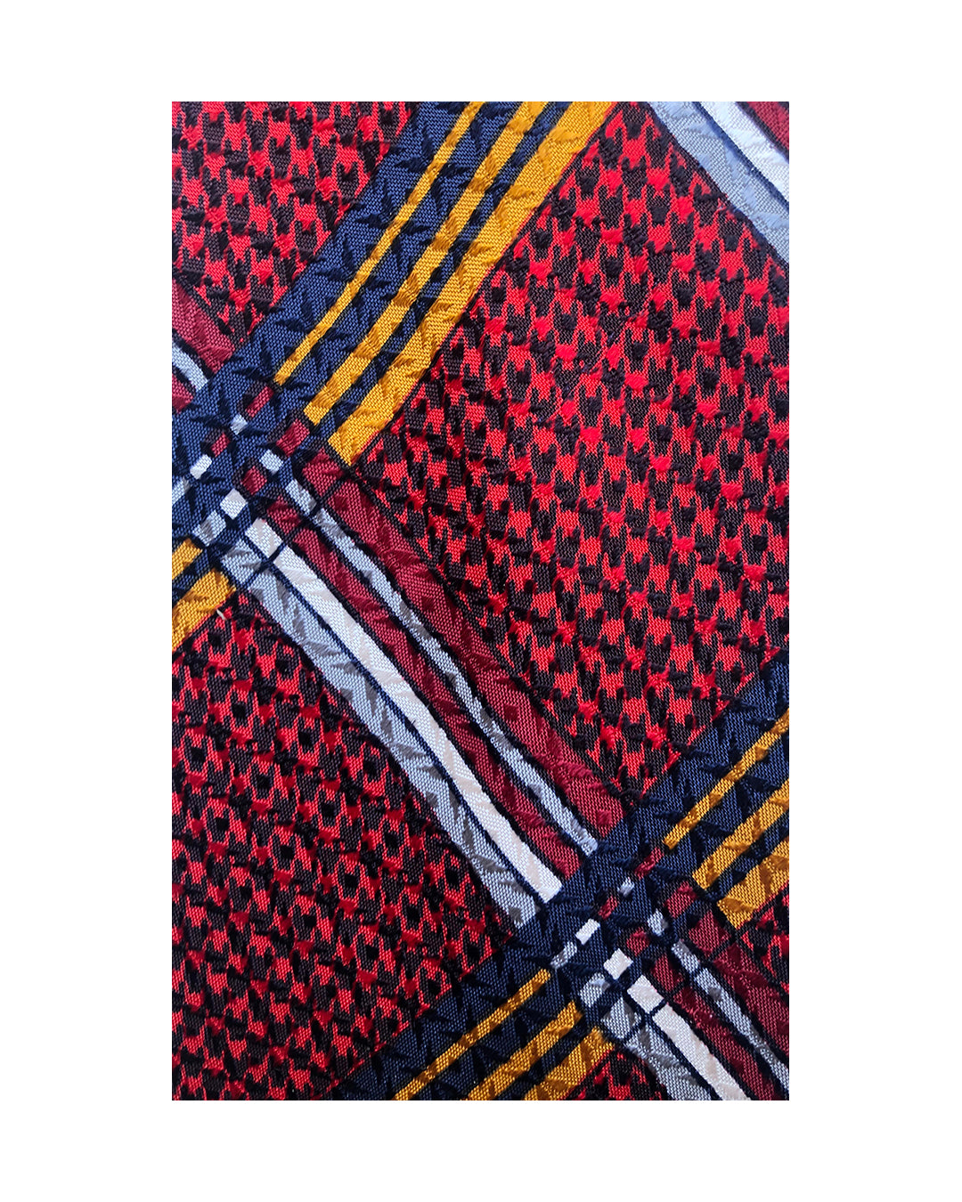 YVES SAINT LAURENT Cravatta in Seta