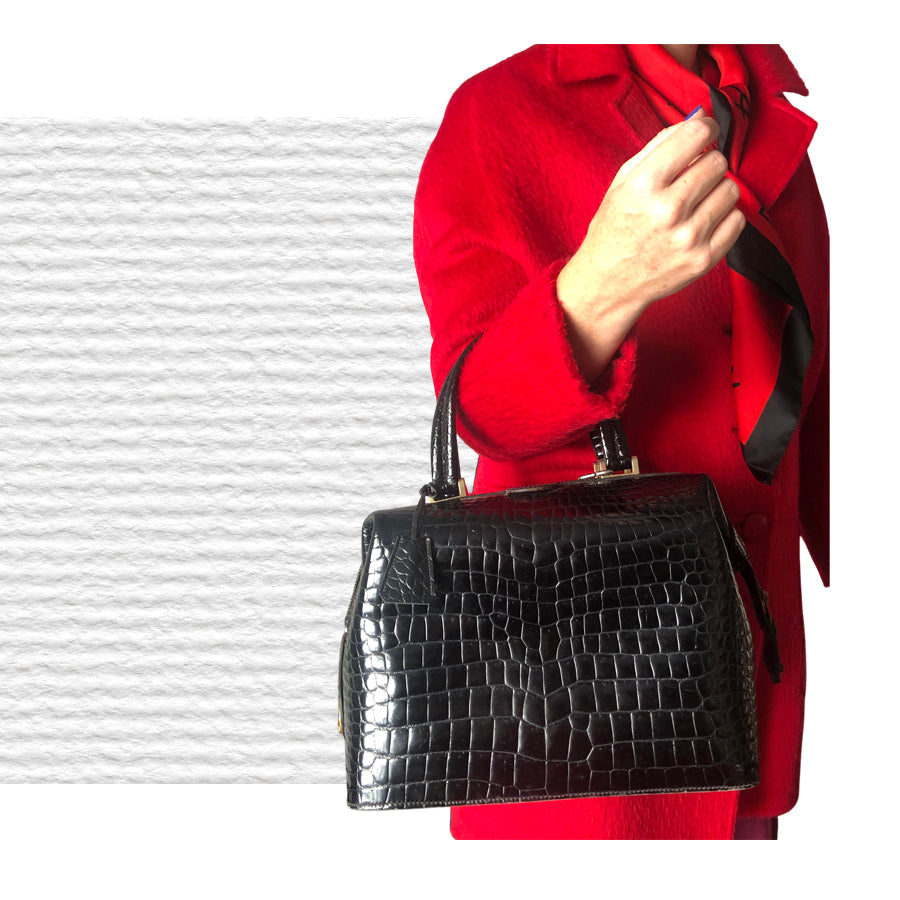 VINTAGE UNSIGNED Bauletto/Beauty