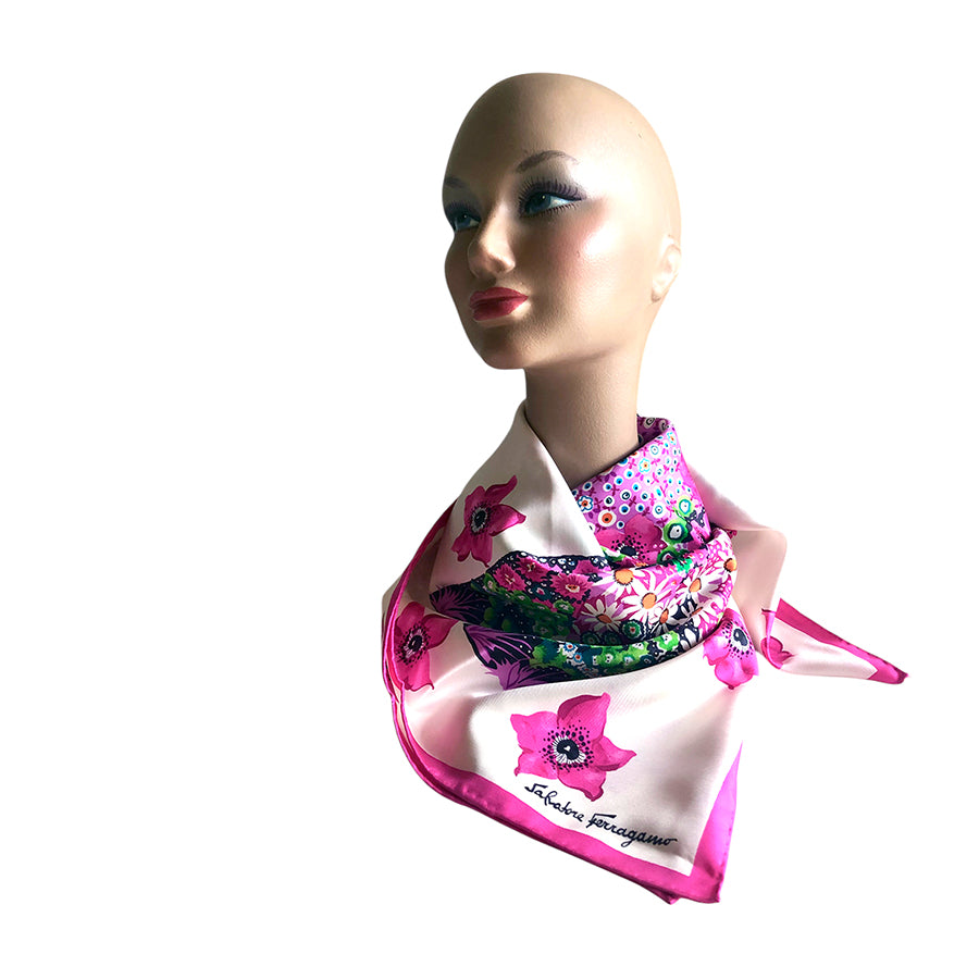 SALVATORE FERRAGAMO Foulard in Seta