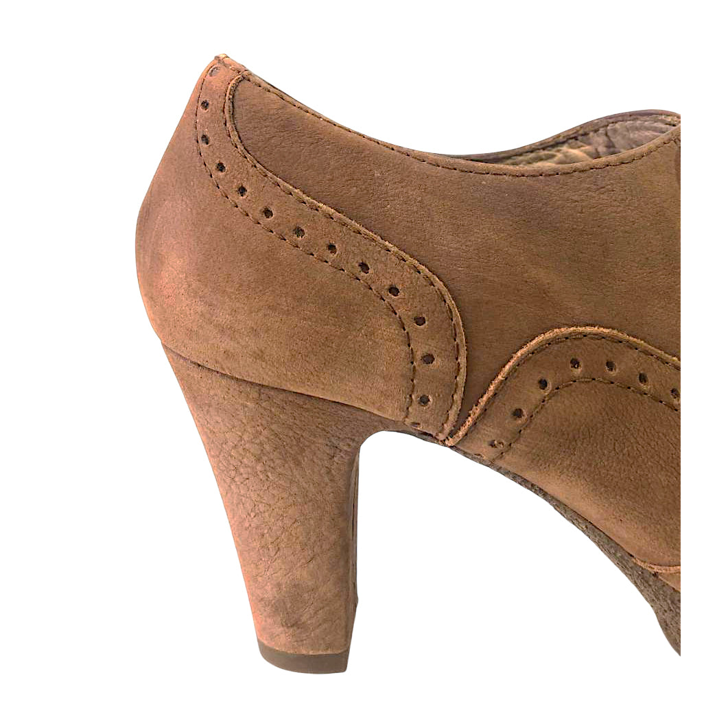 UNISA Francesine Brogue