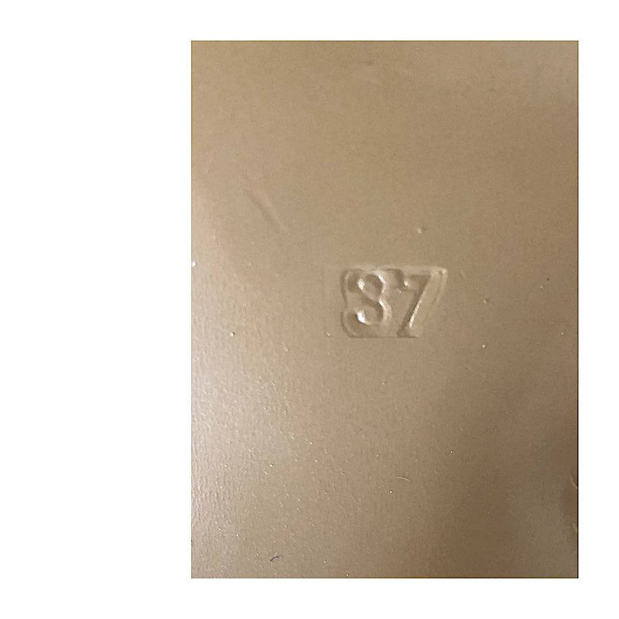 VINTAGE UNSIGNED T-strap Sandal